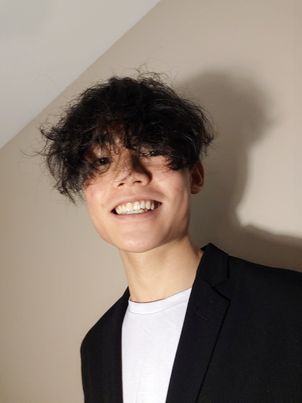 Andrew Zhou